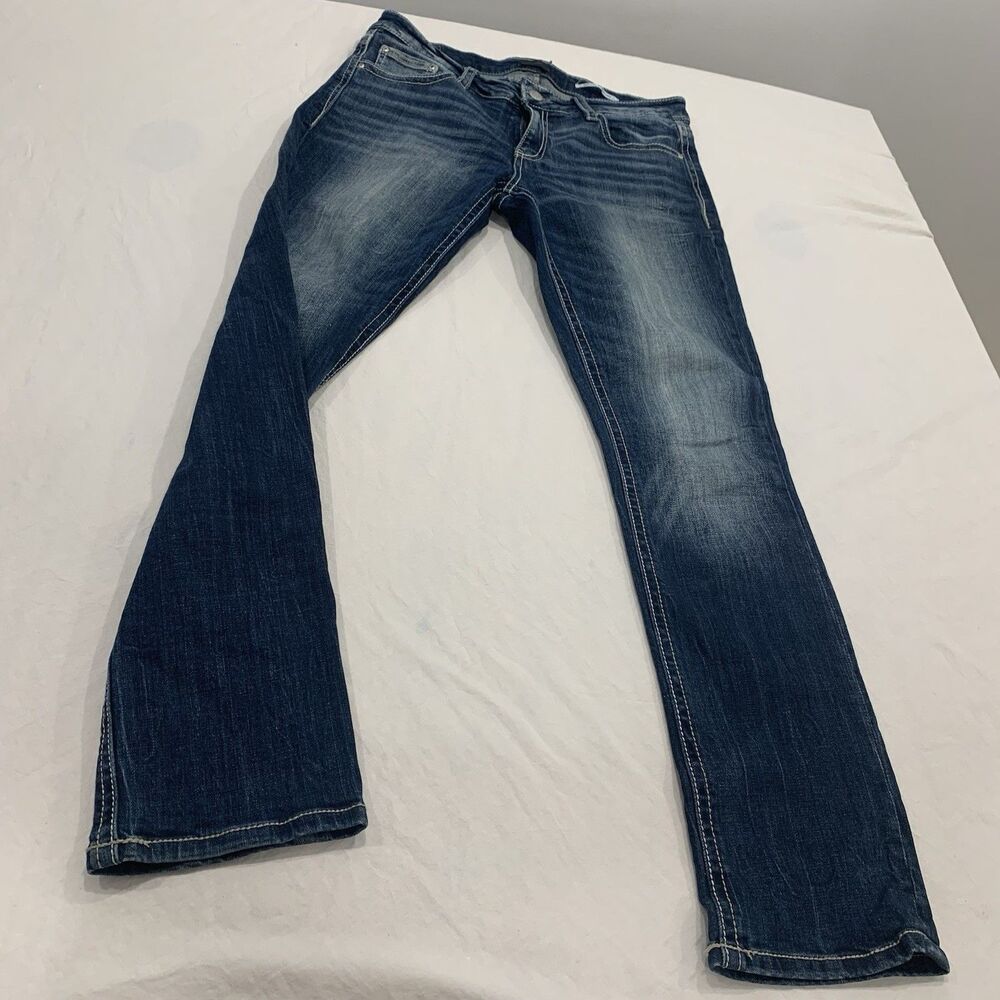Daytrip Virgo Straight Fit Women’s 30R Med Wash Flat Pocket Stretch Distressed - Picture 3 of 16